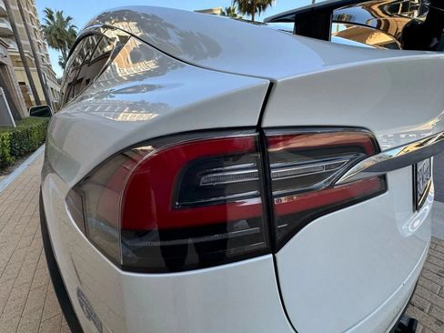 Used 2020 Tesla Model X Long Range AWD/4WD image 46