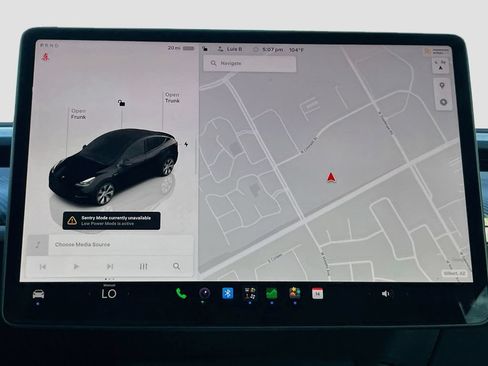 Used 2024 Tesla Model Y 2WD image 12