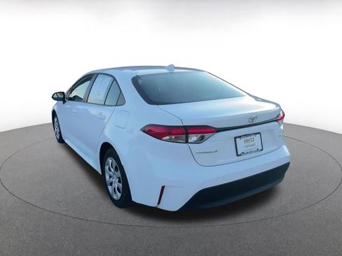 Used 2025 Toyota Corolla LE image 11