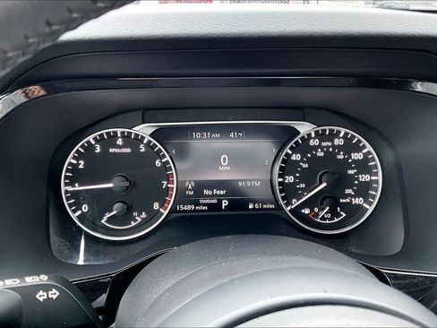 Used 2024 Nissan Pathfinder SV w/ Cargo Package image 13