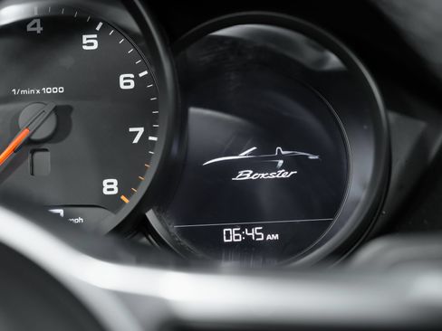 Used 2021 Porsche 718 Boxster RWD image 87