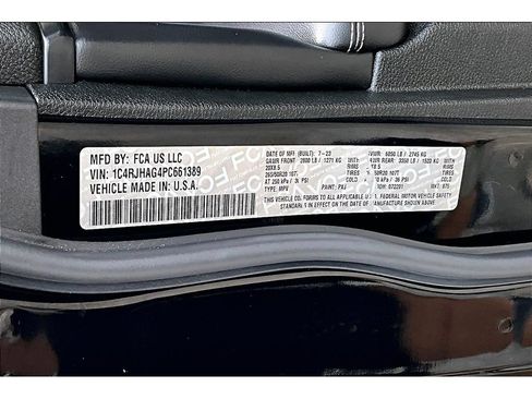 Certified 2023 Jeep Grand Cherokee Altitude AWD/4WD image 31