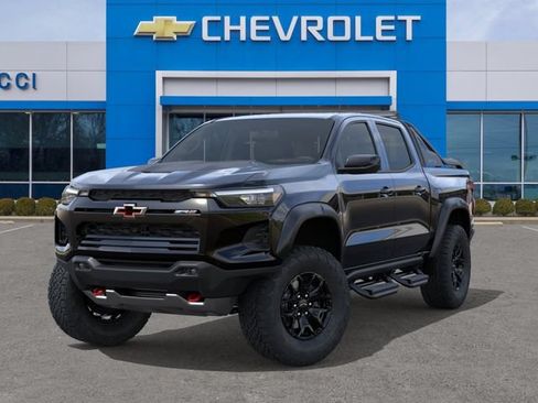 New 2026 Chevrolet Colorado ZR2 w/ Midnight Edition AWD/4WD image 6