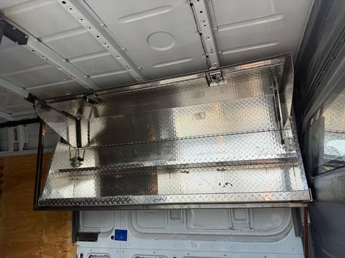 Used 2021 Mercedes-Benz Sprinter 2500 image 21
