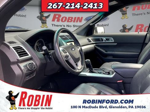 Used 2014 Ford Explorer XLT w/ Equipment Group 202A AWD/4WD image 18