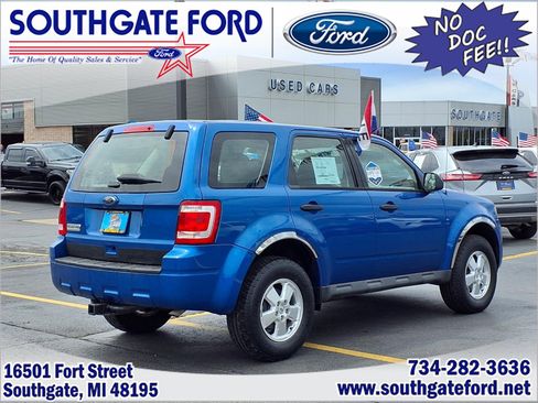 Used 2011 Ford Escape XLS w/ 101A Rapid Spec Order Code FWD image 2
