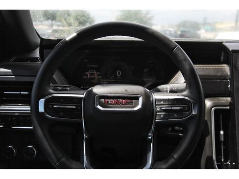 Used 2025 GMC Yukon Elevation w/ LPO, Floor Liner Package RWD image 7