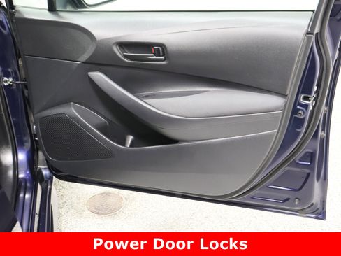 Used 2023 Toyota Corolla LE image 31