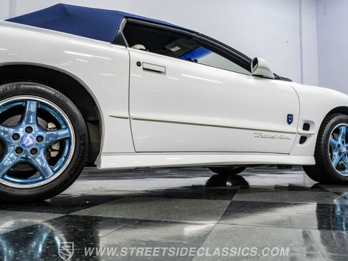 Used 1999 Pontiac Firebird Trans Am RWD image 29
