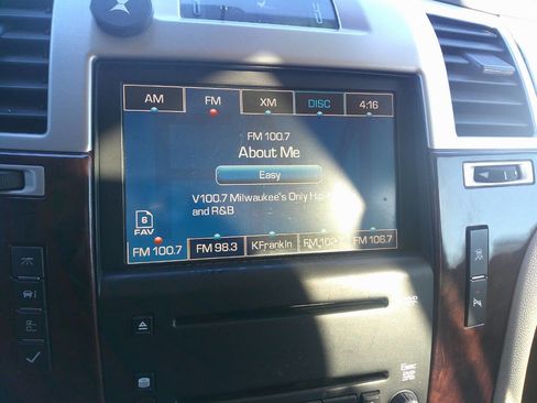 Used 2008 Cadillac Escalade AWD image 20