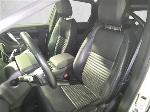 Used 2020 Land Rover Discovery Sport SE AWD/4WD image 15