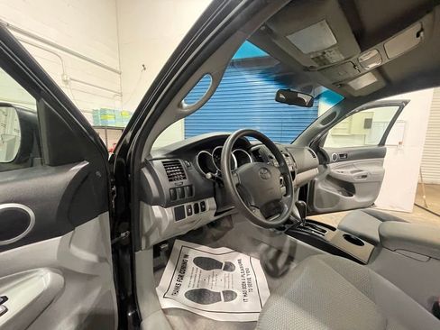 Used 2010 Toyota Tacoma 4x4 Access Cab V6 image 25