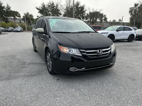 Used 2015 Honda Odyssey Touring Elite image 8