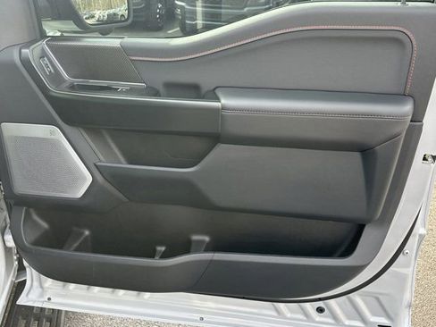 Used 2025 Ford F150 Raptor image 19