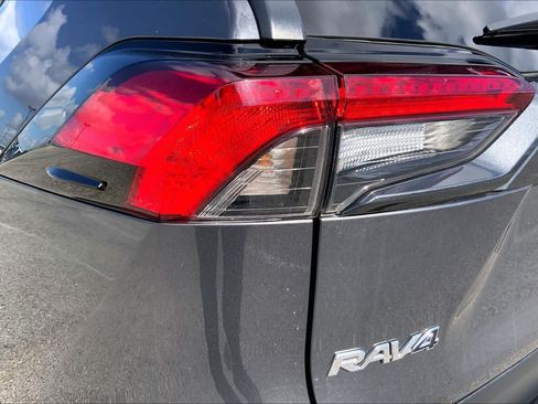 Used 2024 Toyota RAV4 XLE FWD image 28