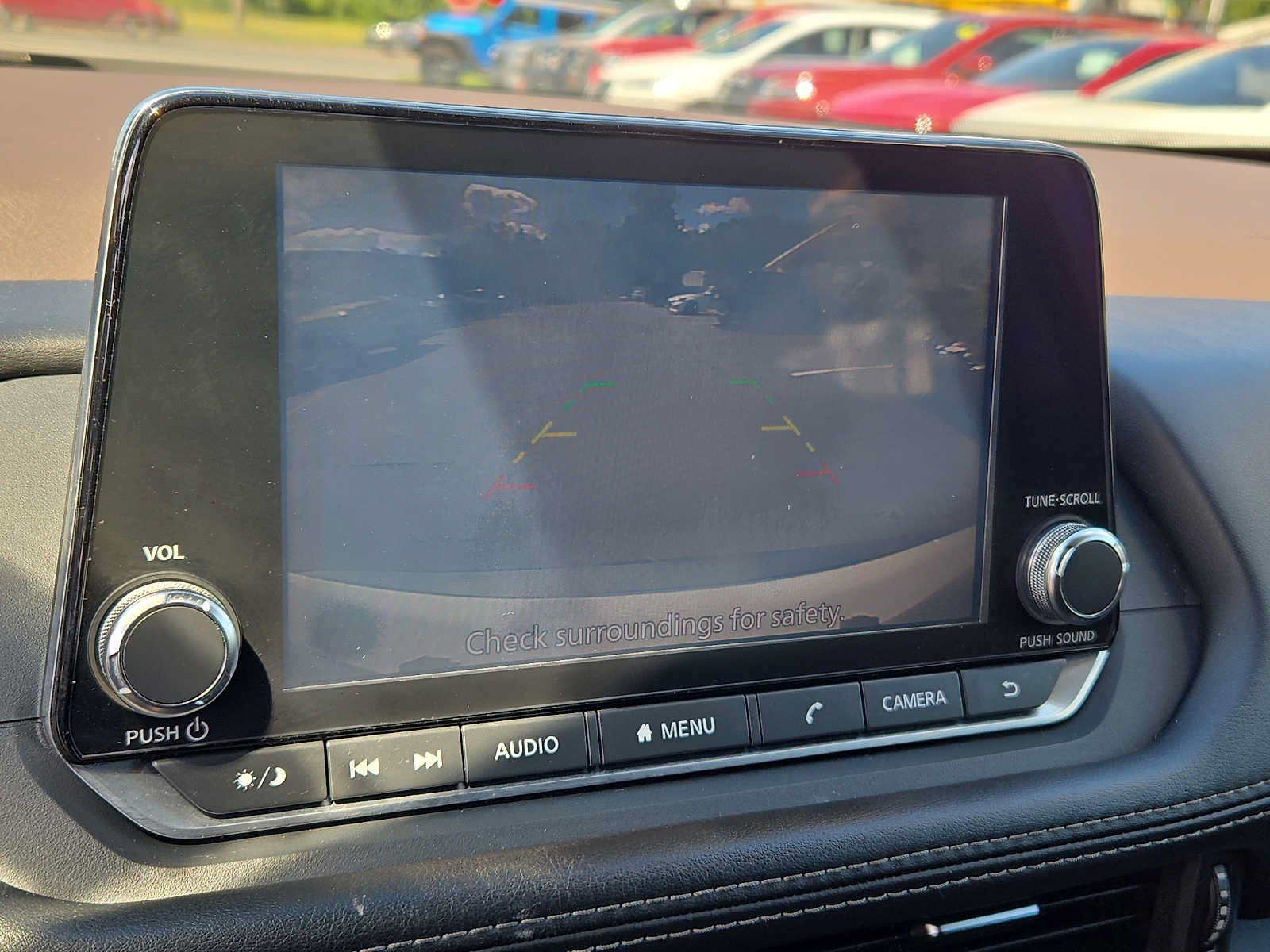 Used 2021 Nissan Rogue S AWD/4WD image 17