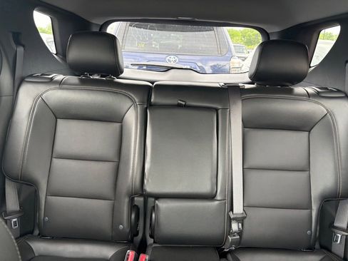 Used 2021 Chevrolet Equinox Premier AWD/4WD image 6
