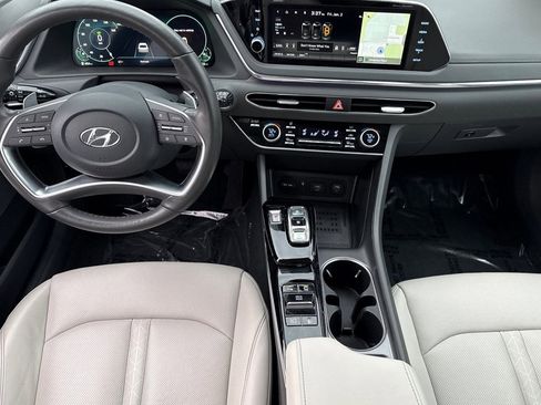 Used 2022 Hyundai Sonata Limited image 15