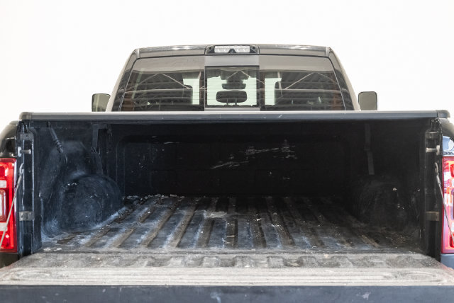Used 2020 RAM 2500 Laramie w/ Body Color Bumper Group AWD/4WD image 36