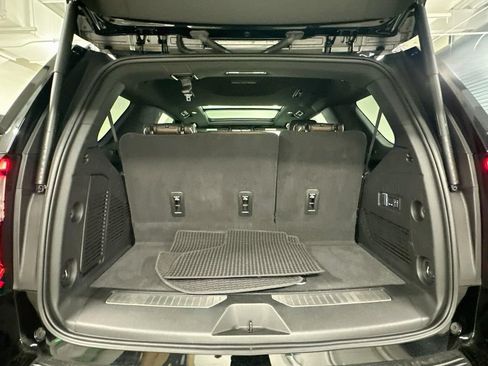 Used 2026 GMC Yukon Denali Ultimate AWD/4WD image 28