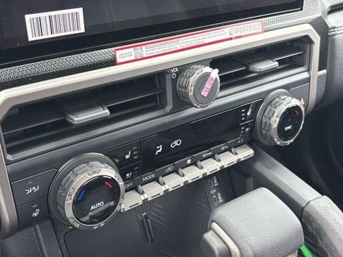 New 2026 Toyota 4Runner Limited AWD/4WD image 23