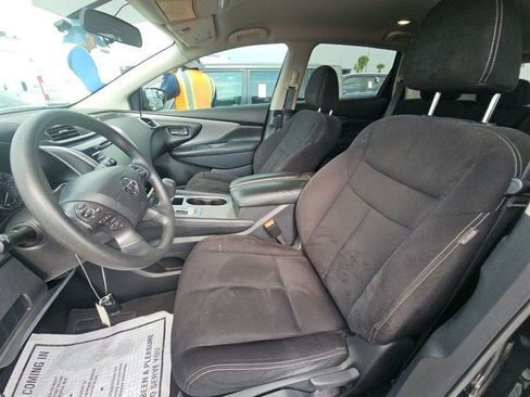 Used 2019 Nissan Murano S FWD image 7