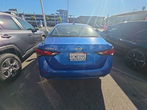 Used 2022 Nissan Sentra SV image 5