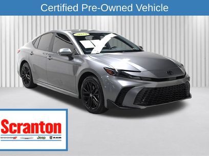 Used 2025 Toyota Camry SE w/ Convenience Package