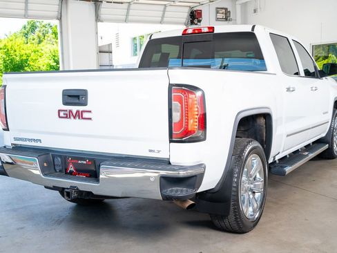 Used 2018 GMC Sierra 1500 SLT AWD/4WD image 12