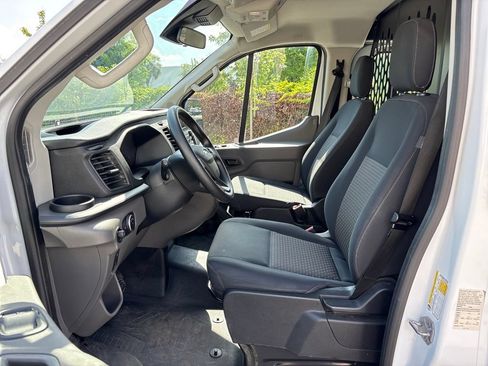 Certified 2025 Ford Transit 250 Low Roof w/ Exterior Upgrade Package RWD image 30