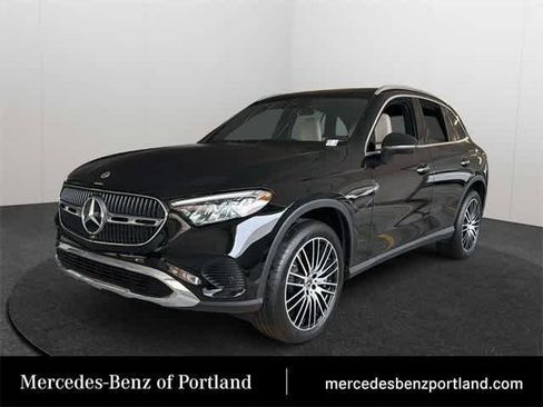 Certified 2025 Mercedes-Benz GLC 300 4MATIC image 2