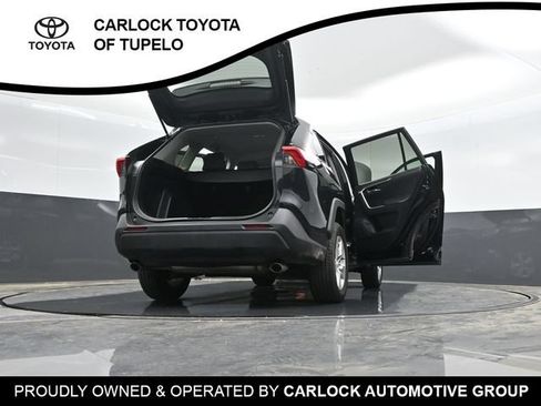 Used 2021 Toyota RAV4 XLE FWD image 44