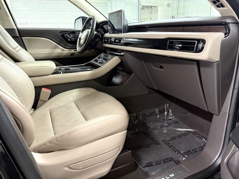 Used 2020 Lincoln Aviator Reserve w/ Elements Package Plus image 34