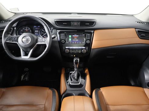 Used 2019 Nissan Rogue SL w/ Premium Package image 14