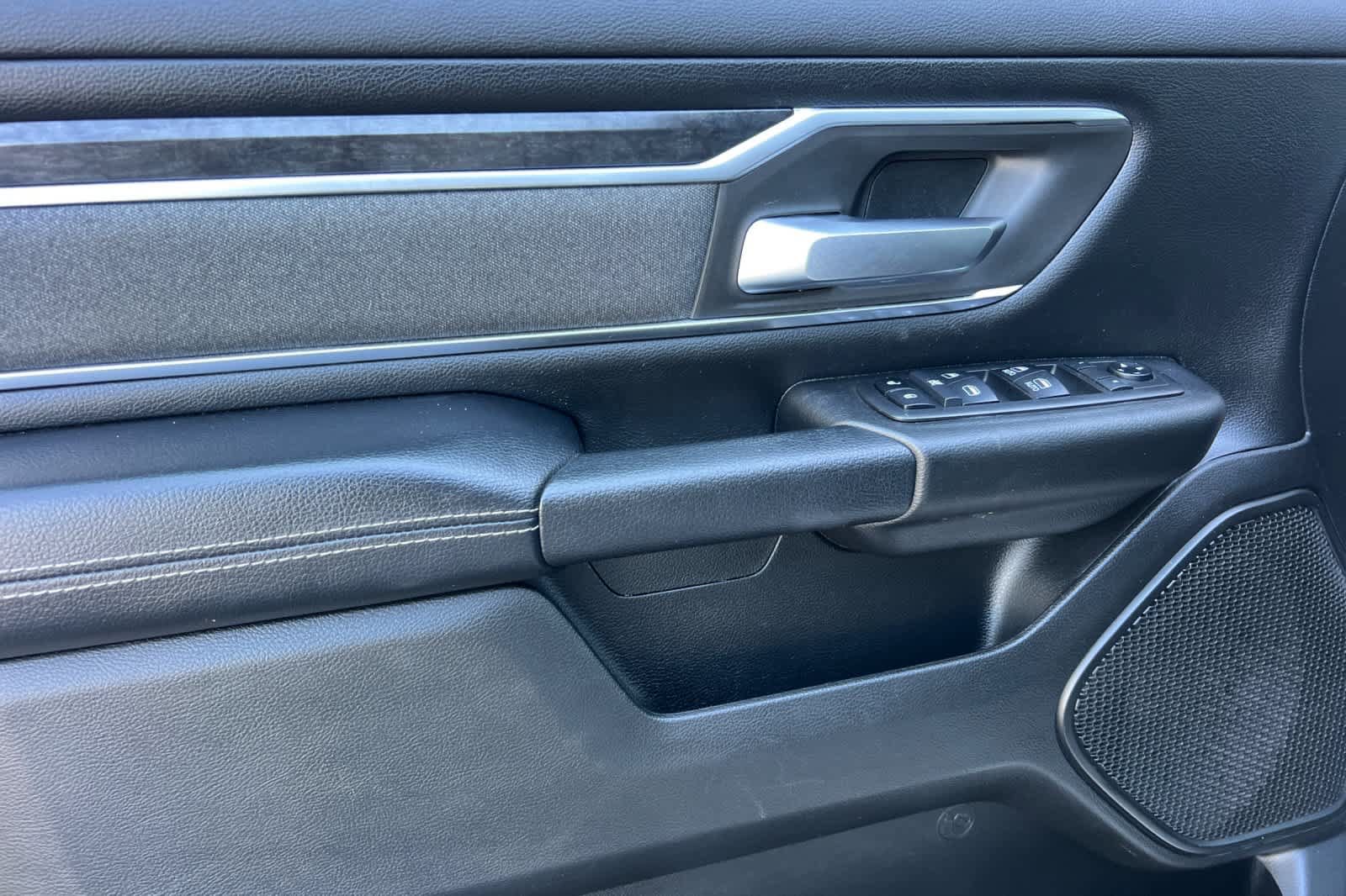 Used 2019 RAM 1500 Big Horn RWD image 12