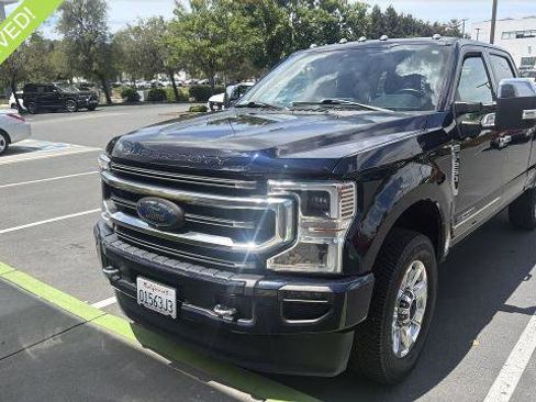 Certified 2022 Ford F250 Platinum w/ FX4 Off-Road Package AWD/4WD image 1