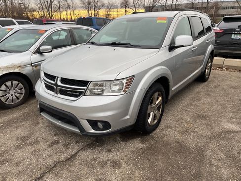 Used 2012 Dodge Journey SXT w/ Popular Equipment Group image 3