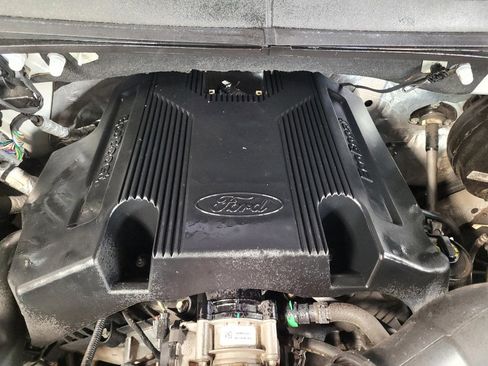 Used 2018 Ford F150 XLT w/ Equipment Group 301A Mid RWD image 30
