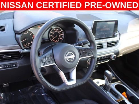 Certified 2024 Nissan Altima 2.5 SV image 17