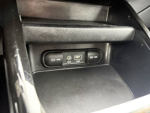 Used 2019 Kia Forte S w/ S Premium Package FWD image 30