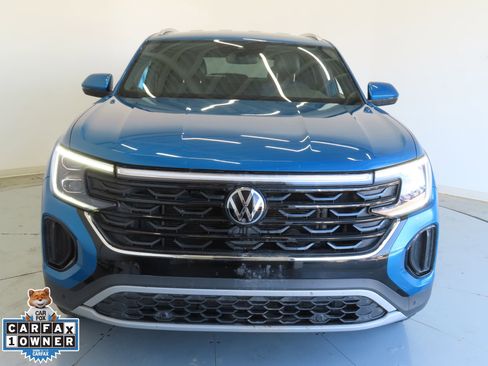 Used 2024 Volkswagen Atlas Cross Sport SE image 10