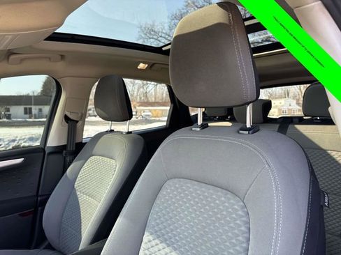 Used 2020 Ford Escape SE image 6