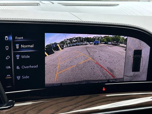 Used 2024 Cadillac Escalade ESV Sport Platinum w/ LPO, ONYX Package AWD/4WD image 33