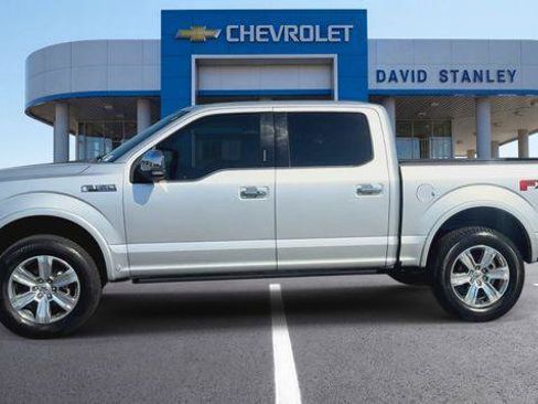 Used 2018 Ford F150 Platinum w/ Equipment Group 701A Luxury AWD/4WD image 5
