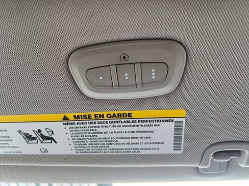 Used 2020 Chrysler Pacifica Limited FWD image 23