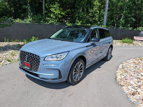 Used 2024 Lincoln Corsair Grand Touring AWD/4WD image 1