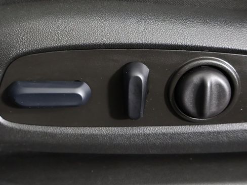 Used 2024 Chevrolet Equinox LT w/ LPO, Floor Liner Package image 33