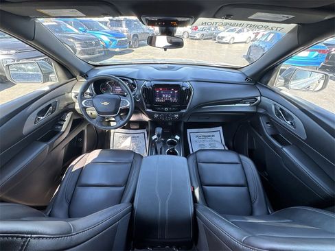 Used 2023 Chevrolet Traverse LT image 21