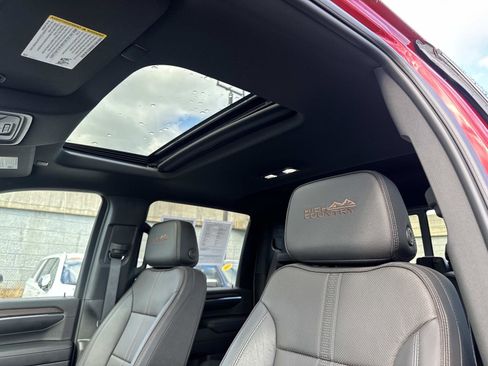 Used 2024 Chevrolet Silverado 2500 High Country w/ High Country Premium Package image 20