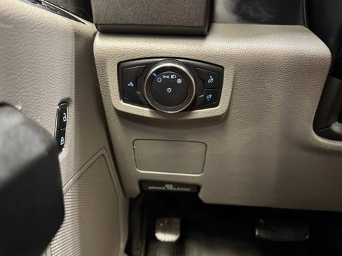 Used 2019 Ford F250 XL w/ Power Equipment Group AWD/4WD image 14